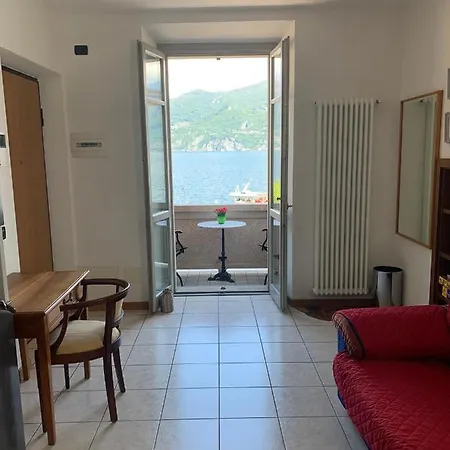 Zippity Doo Dah - - By Satisfactual Appartement Menaggio